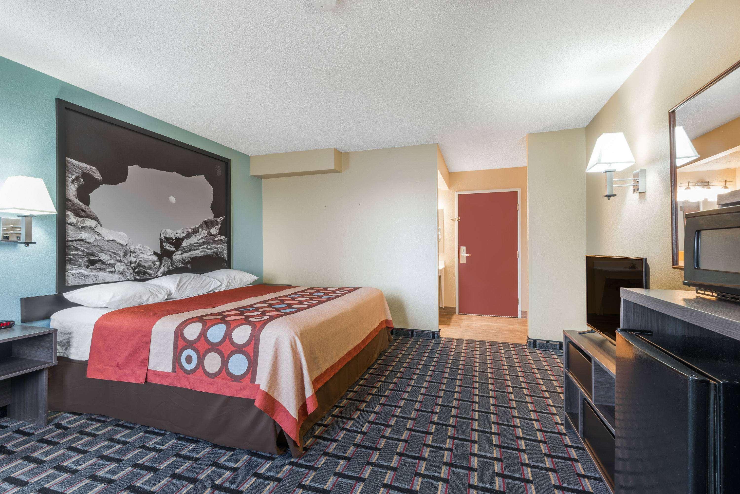 Super 8 by Wyndham Henderson North East Denver Eksteriør billede