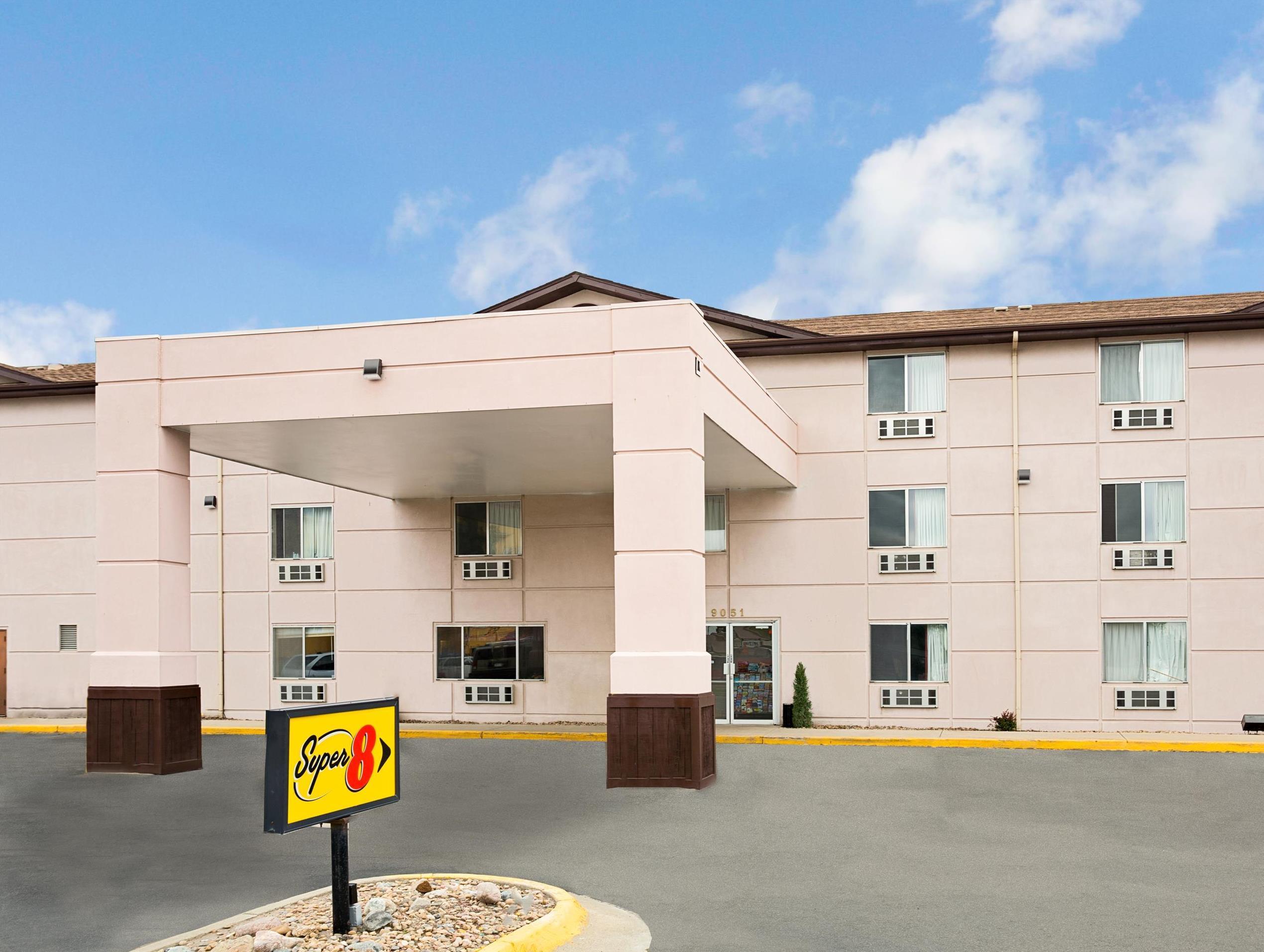 Super 8 by Wyndham Henderson North East Denver Eksteriør billede